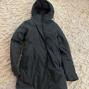 The North Face Women's Black Ski Jacket size XS 550